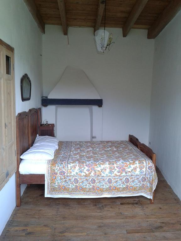 Rural House Rondini Hotel Camposasco Exterior photo